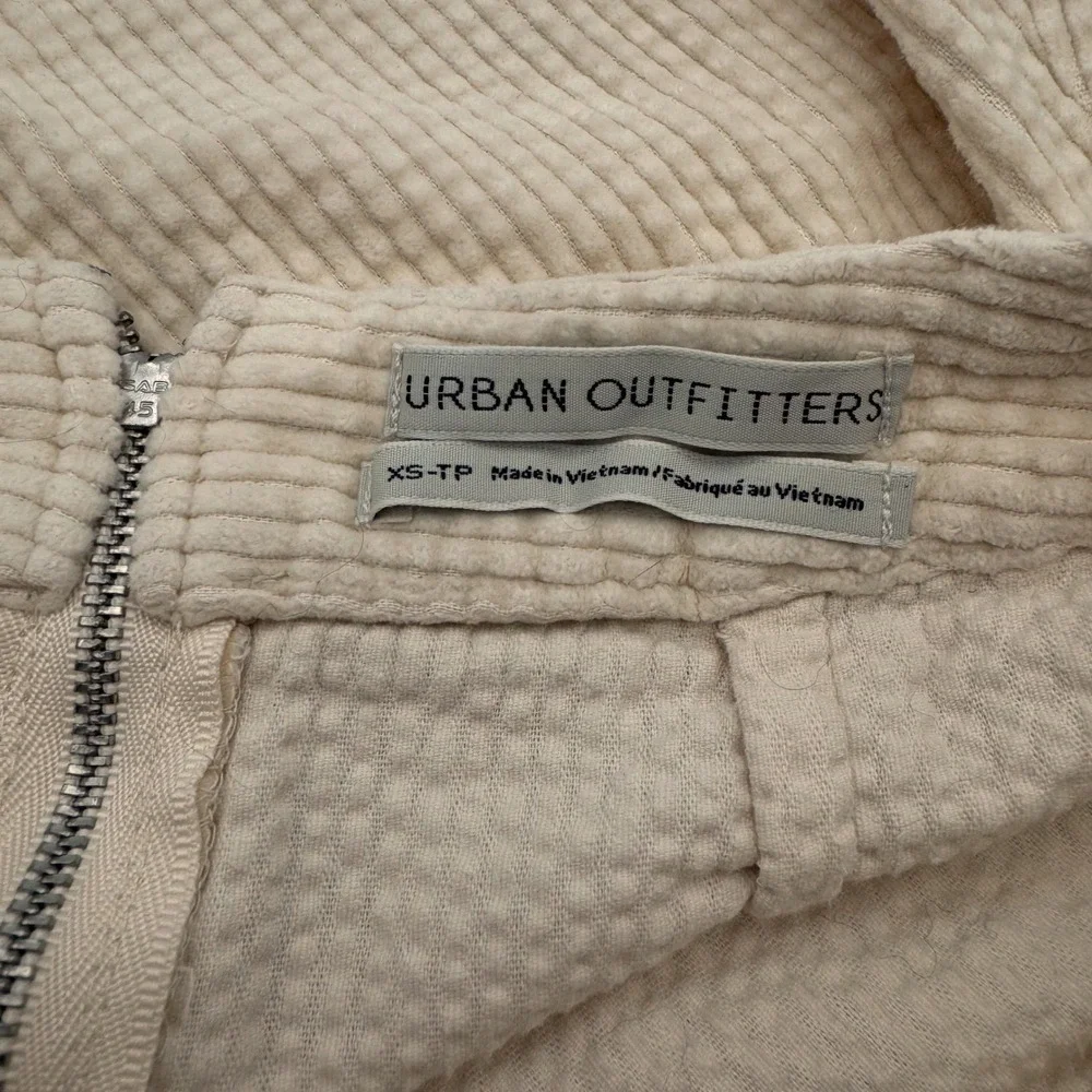 Urban Outfitters‎ Cream Corduroy Mini Skirt Off White A-Line Size XS
